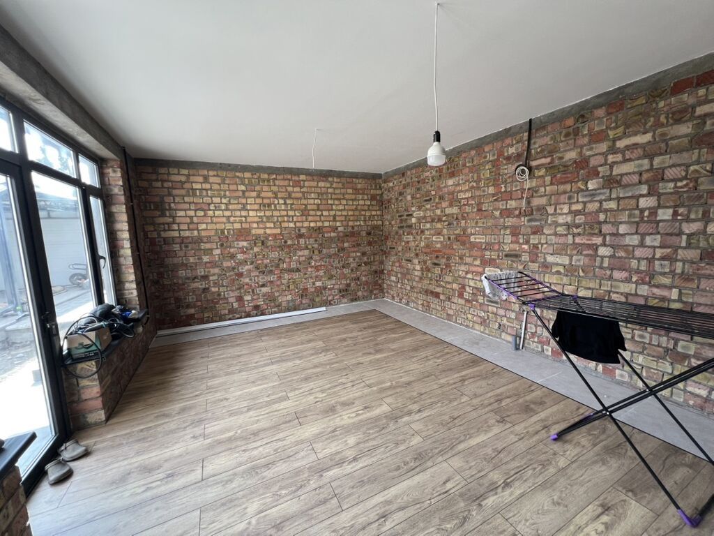 6 комнат и более, 250 м², 4 соток, Бишкек, Кок-Жар ж/м Собственник: фото 2