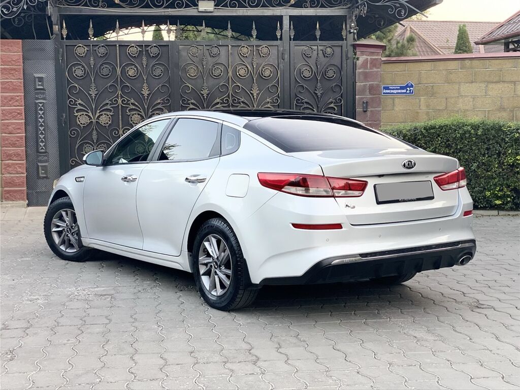Kia K5: 2018 г., 2 л, Автомат, Бензин, Седан: фото 3