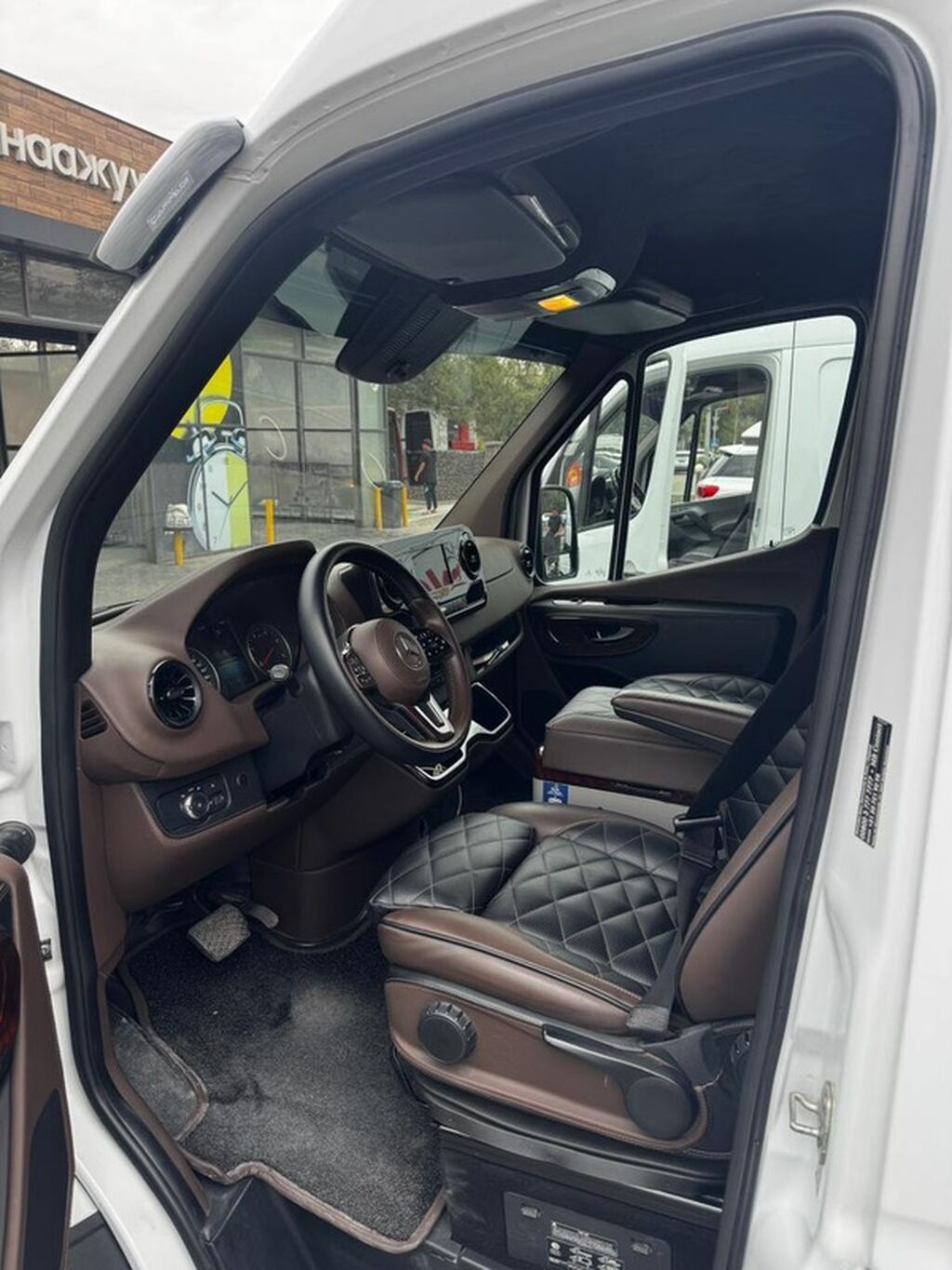 Mercedes-Benz Спринтер: 2018 г., 2.2 л, Автомат, Фургон: фото 5