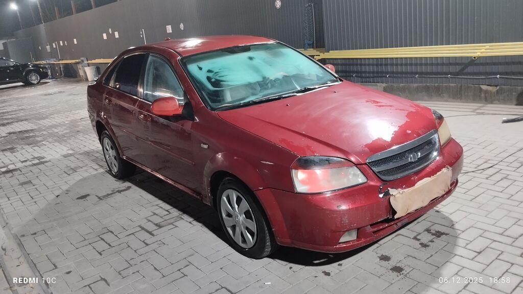 Chevrolet Lacetti: 2005 г., Механика, Бензин, Седан: фото 4