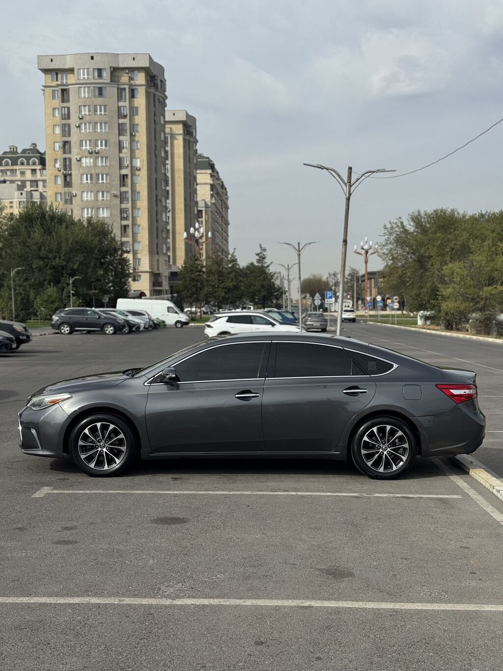 Toyota Avalon: 2017 г., 3.5 л, Автомат, Бензин, Седан: фото 3