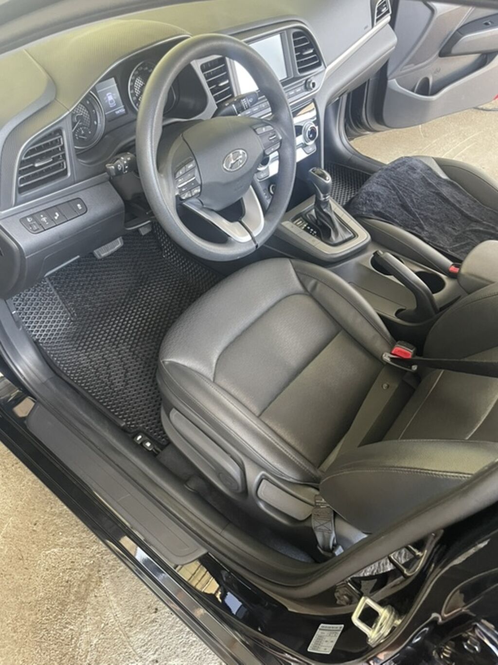 Hyundai Avante: 2020 г., 1.6 л, Автомат, Бензин, Седан: фото 8