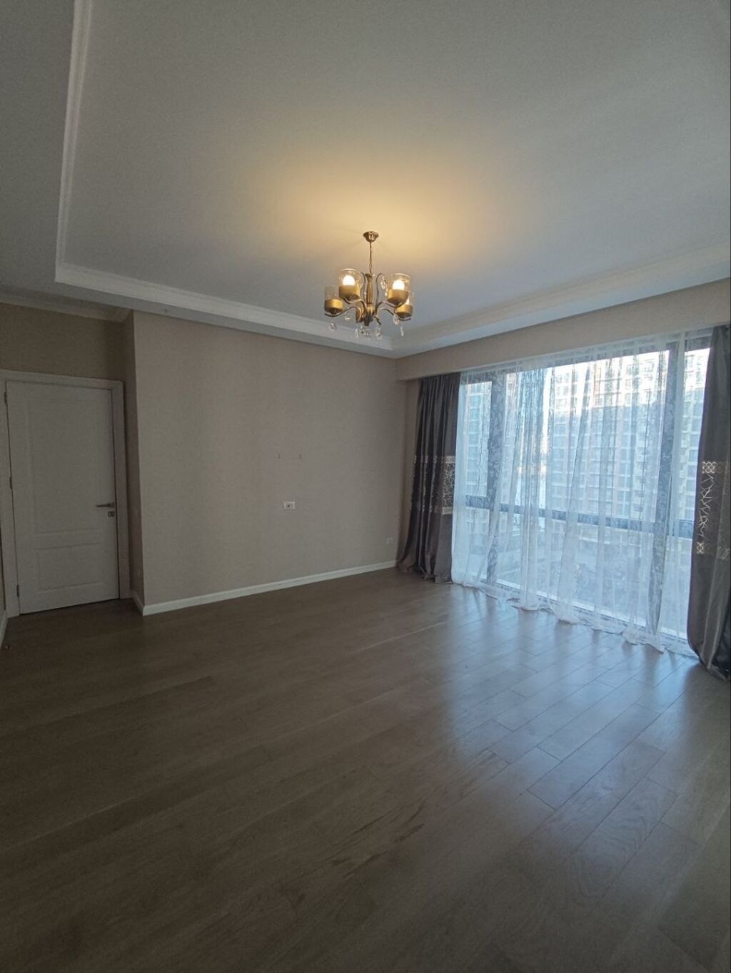 Yasamal, 3 otaqlı, Yeni tikili, 83 kv. m