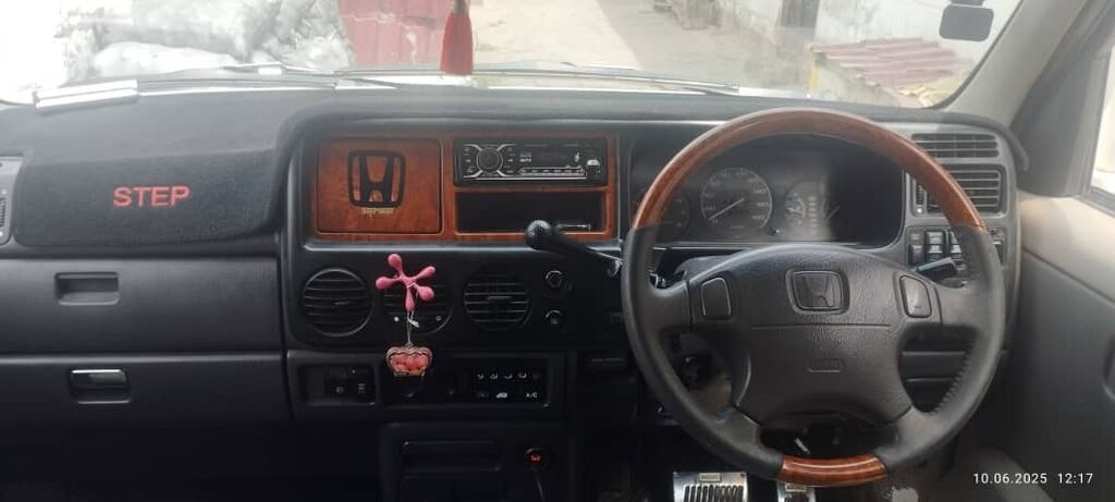 Honda Stepwgn: 1998 г., 2 л, Автомат, Газ, Минивэн: фото 5
