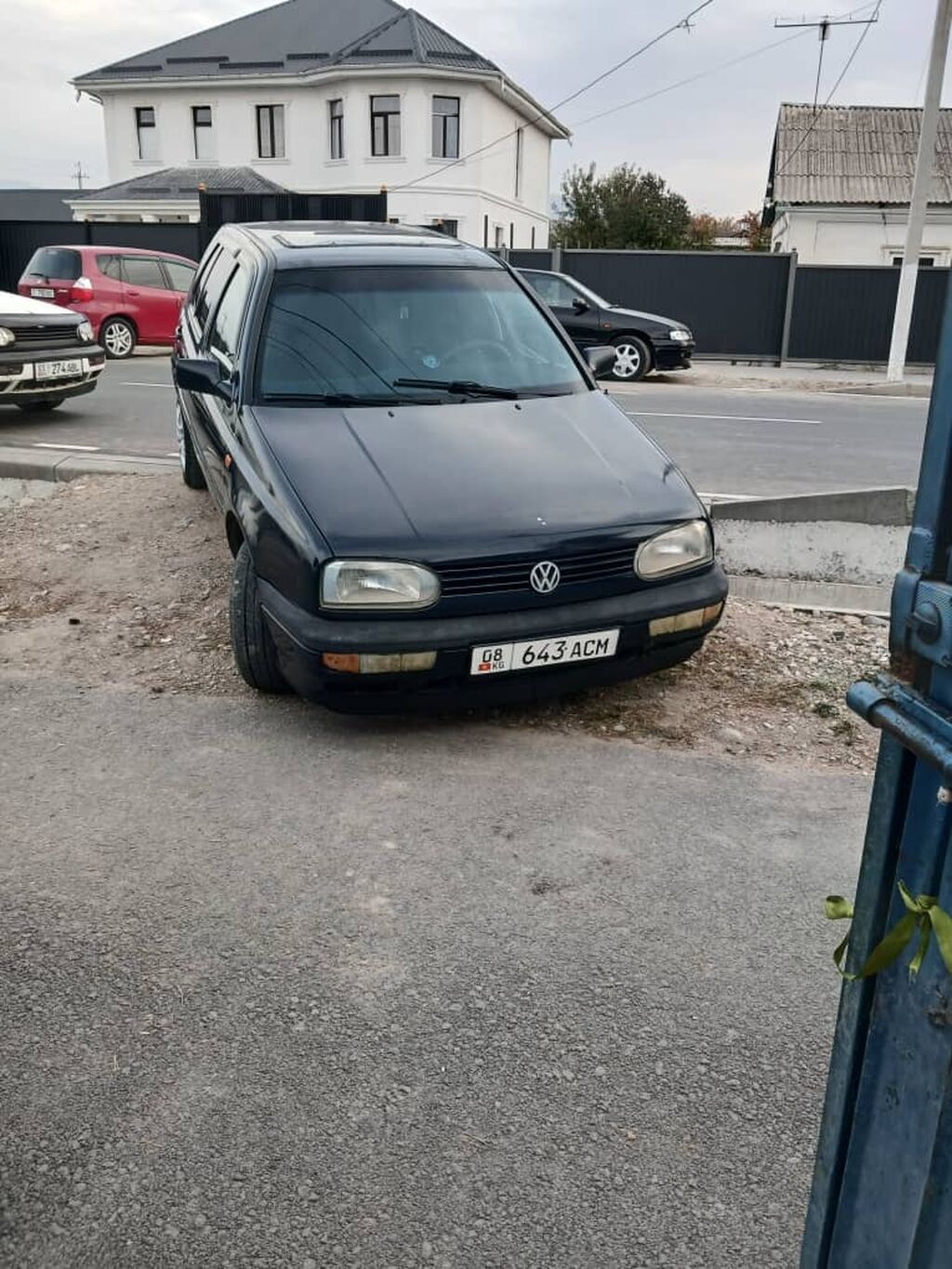 Volkswagen Golf: 1994 г., 1.8 л, Механика, Бензин, Седан: фото 1