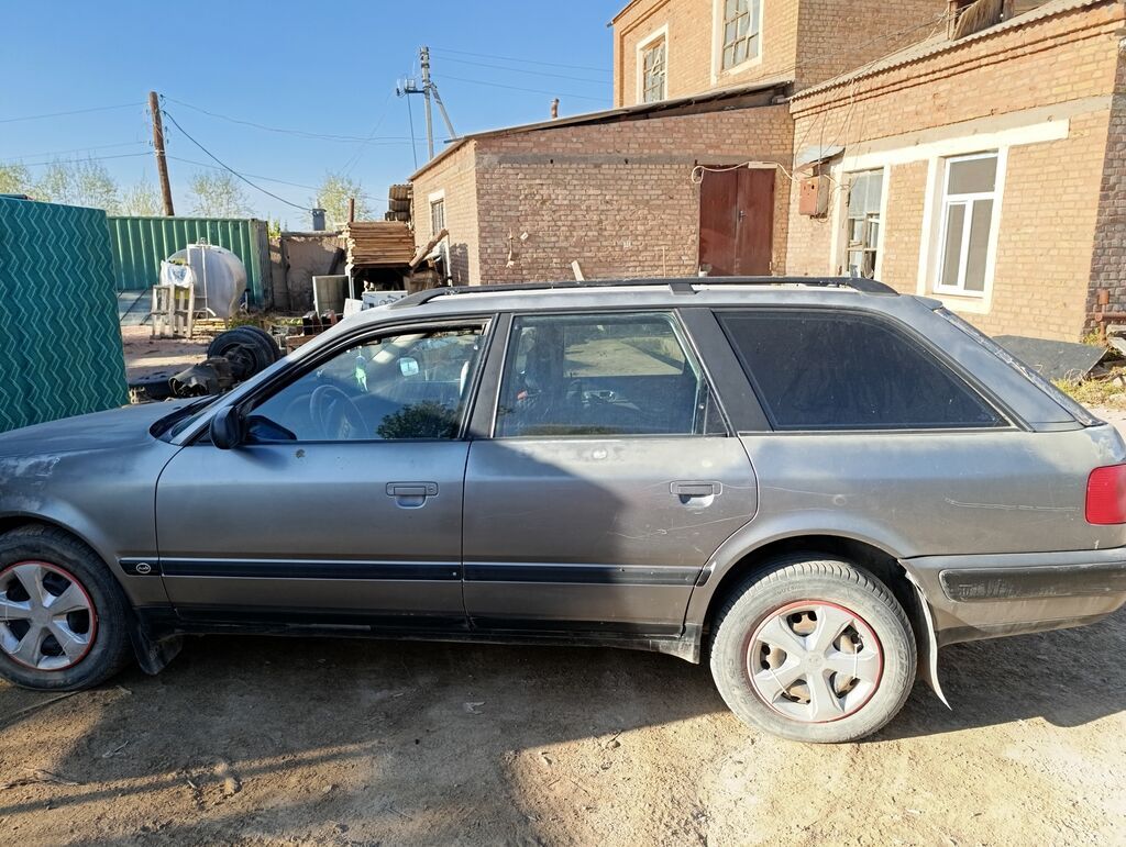 Audi S4: 1993 г., Механика, Универсал: фото 3
