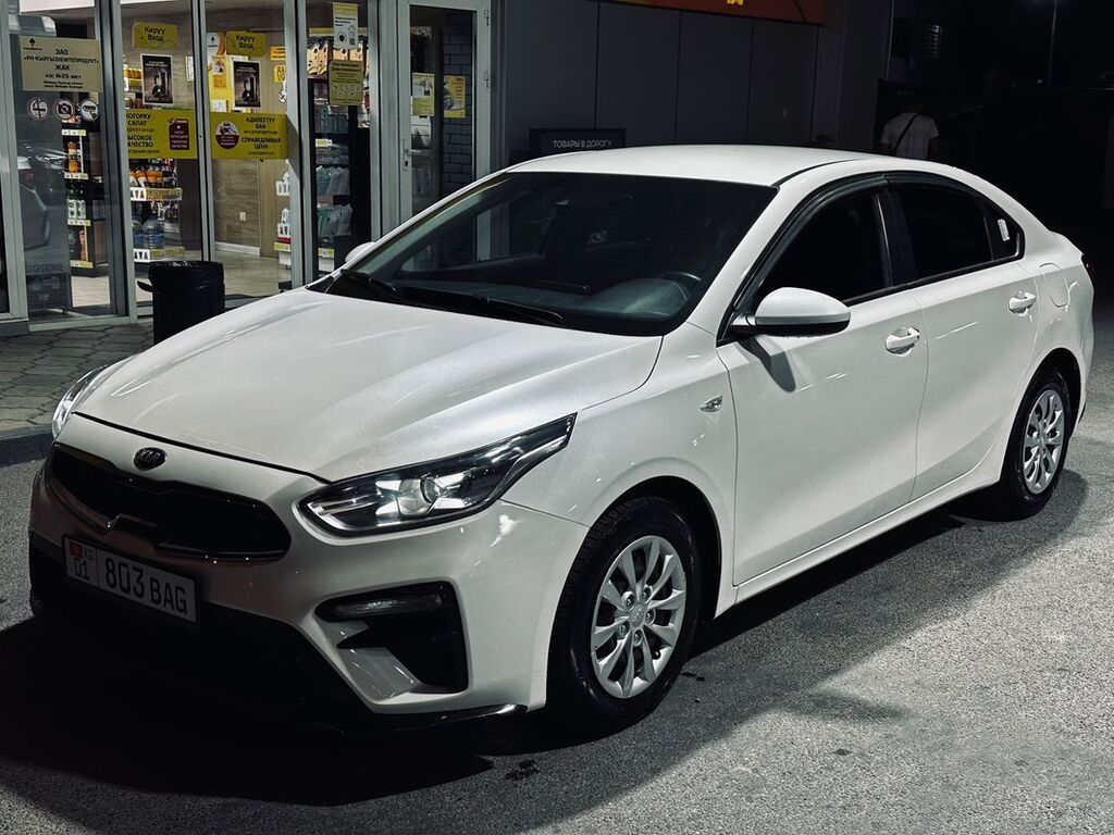 Kia K3: 2021 г., 1.6 л, Робот, Бензин, Седан: фото 3