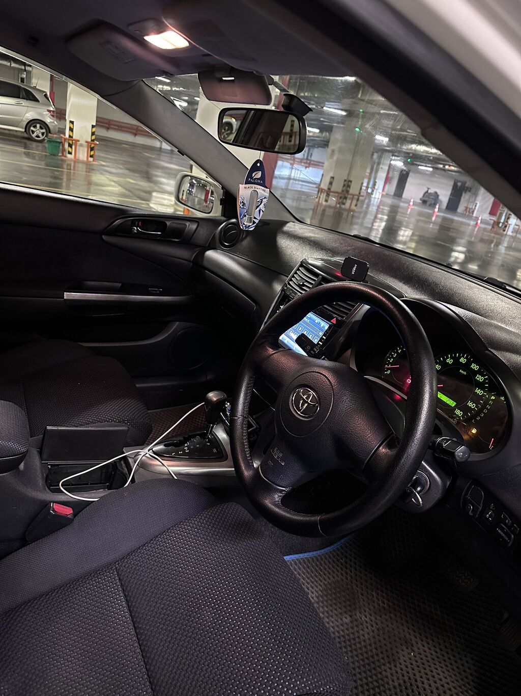 Toyota Caldina: 2005 г., 2 л, Автомат, Бензин, Универсал: фото 7
