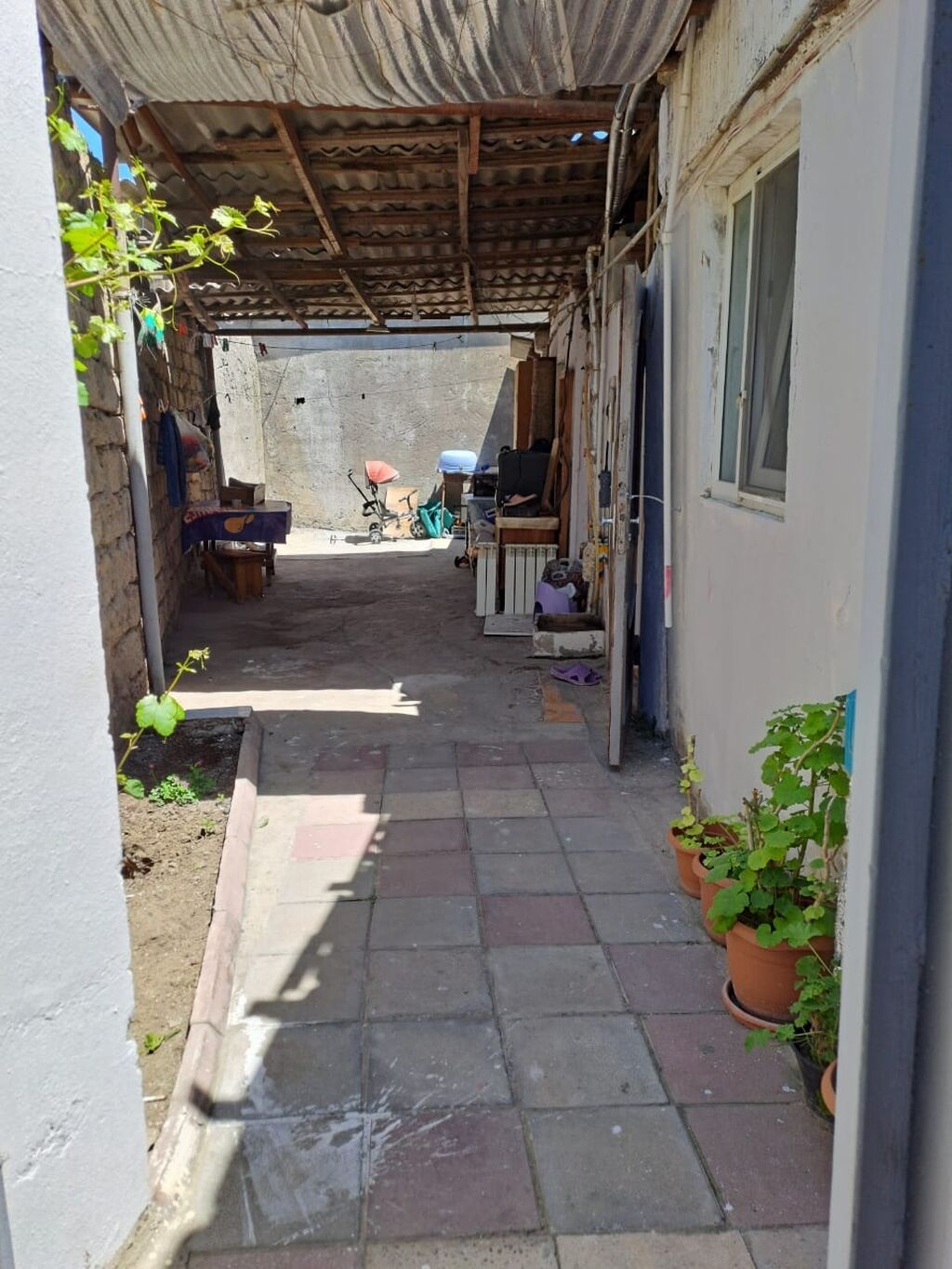 3 otaqlı, 65 kv. m, Orta təmir