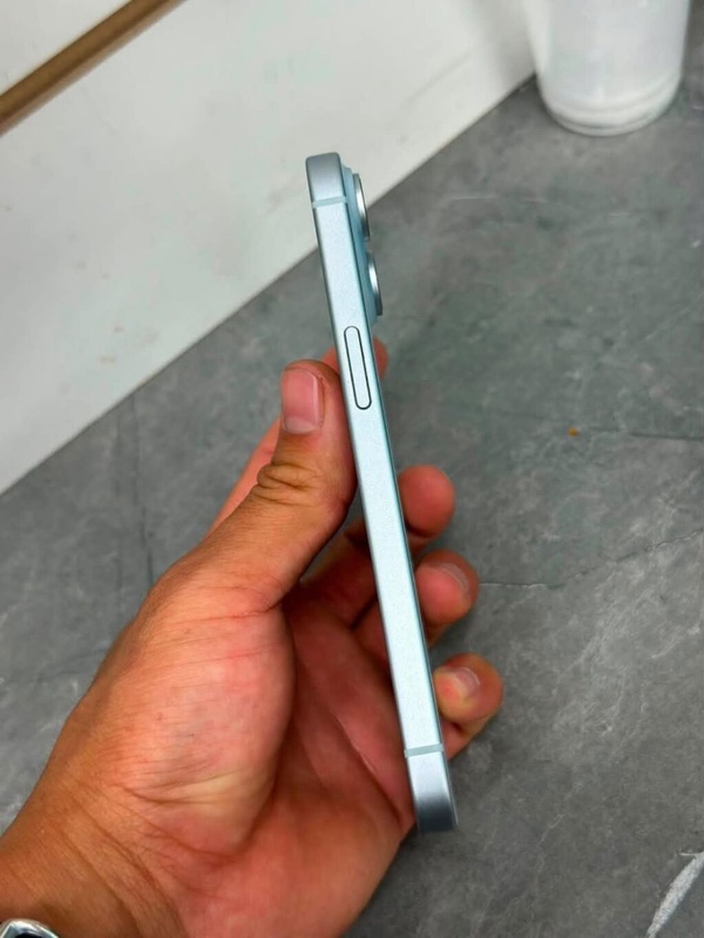 IPhone 15, Б/у, 256 ГБ, Голубой, Зарядное устройство, Защитное стекло, Кабель, 85 %: фото 5