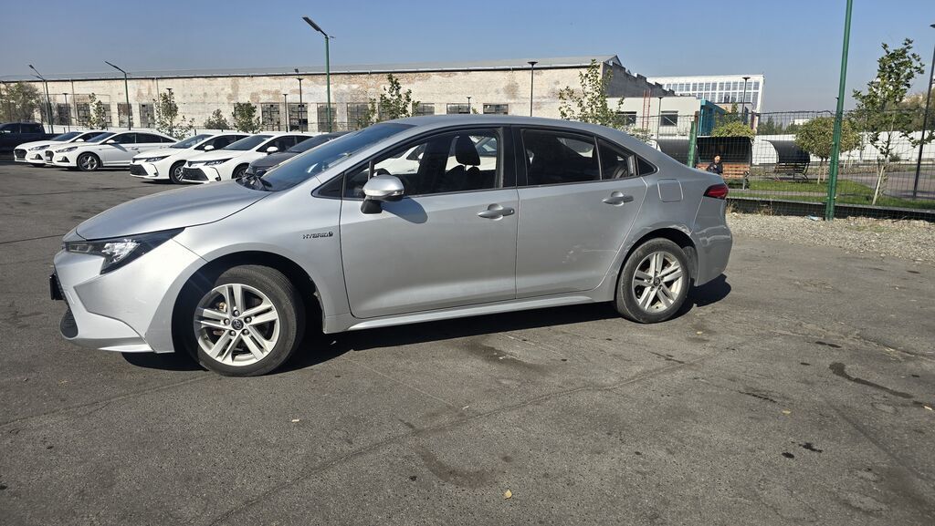 Toyota Levin: 2020 г., 1.8 л, Вариатор, Гибрид, Седан: фото 4