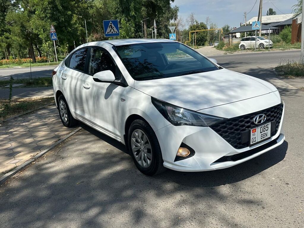 Hyundai Accent: 2021 г., 1.6 л, Автомат, Газ: фото 2