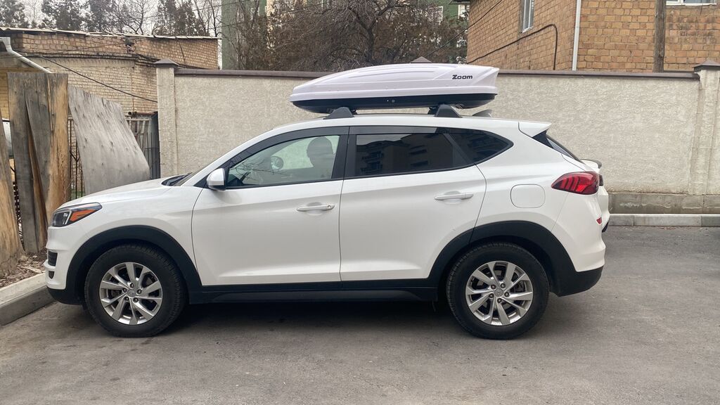 Hyundai Tucson: 2018 г., 2 л, Автомат, Бензин, Кроссовер: фото 4
