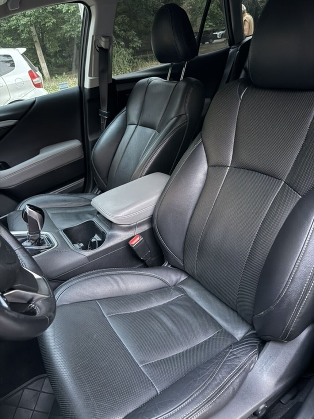 Subaru Outback: 2019 г., Кроссовер: фото 8