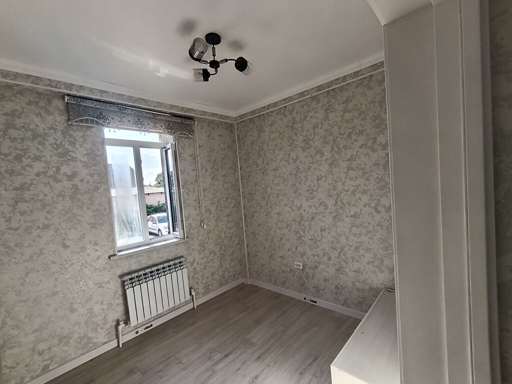 Продам 1-комн. квартиру, 38 м², Ак-Орго, 1 этаж: фото 2