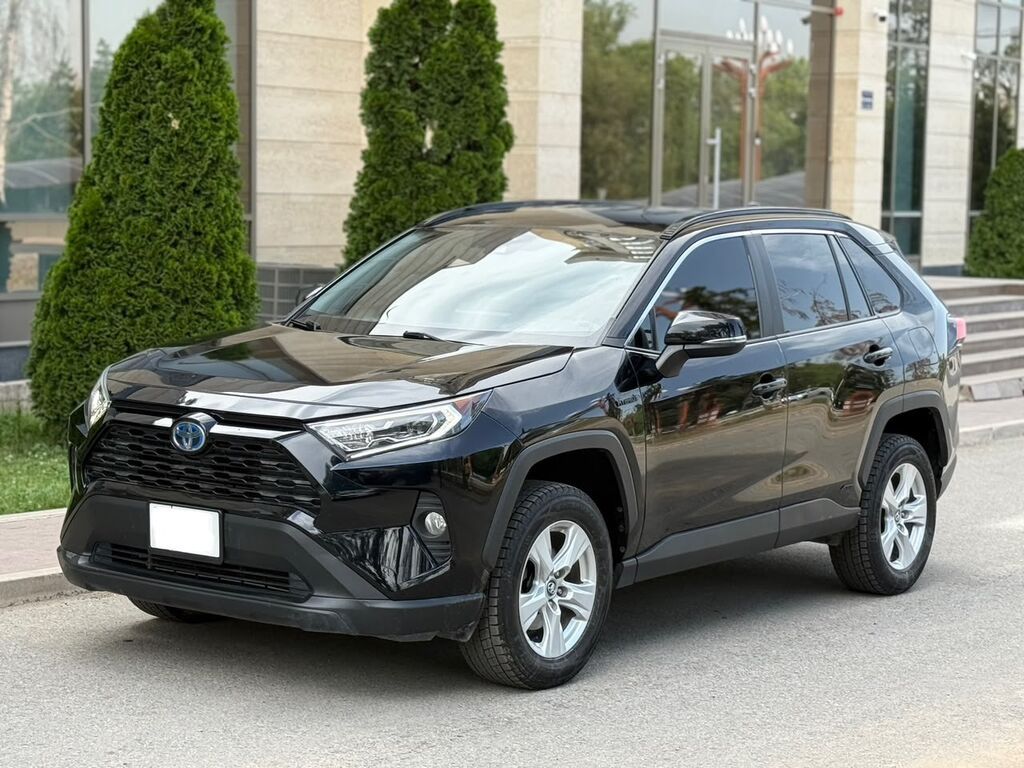 Toyota RAV4: 2020 г., 2.5 л, Автомат, Гибрид, Кроссовер: фото 1