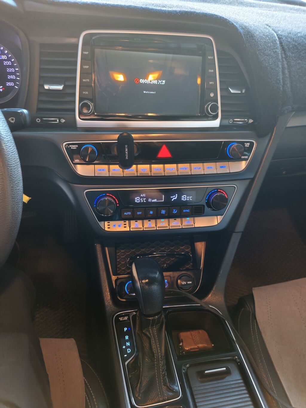 Hyundai Sonata: 2018 г., 2 л, Автомат, Газ, Седан: фото 8