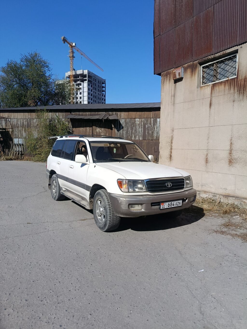Toyota Land Cruiser: 2002 г., 4.7 л, Автомат, Газ, Внедорожник: фото 1