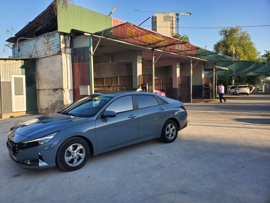 Hyundai Avante: 2021 г., Автомат, Седан: фото 6