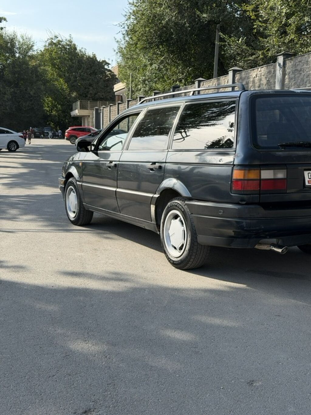 Volkswagen Passat Variant: 1992 г., 1.8 л, Механика, Бензин, Универсал: фото 4