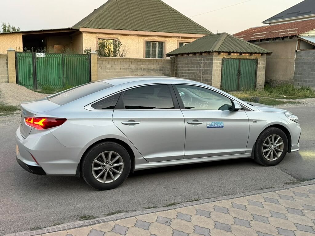 Hyundai Sonata: 2020 г., 2 л, Автомат, Седан: фото 2