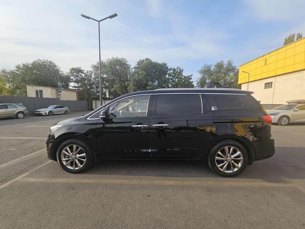 Kia Carnival: 2019 г., 2.2 л, Автомат, Дизель, Минивэн: фото 5