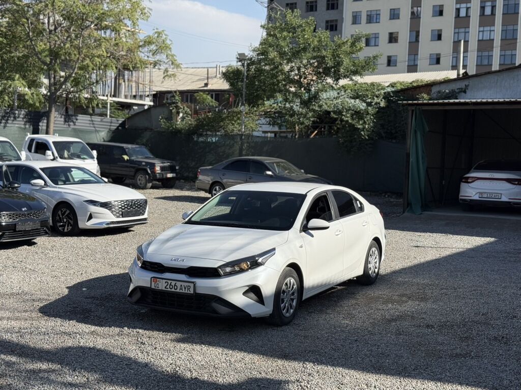 Kia K3: 2021 г., 1.6 л, Автомат, Бензин, Седан: фото 3