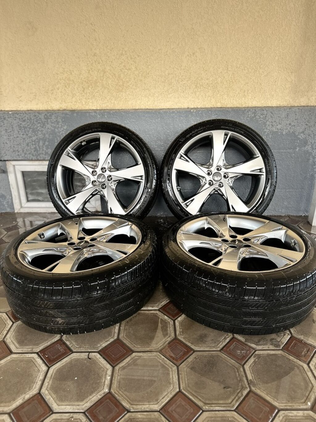 Genesis R22 с шинами Michelin — комплект 4 колеса Продаётся комплект: фото 3