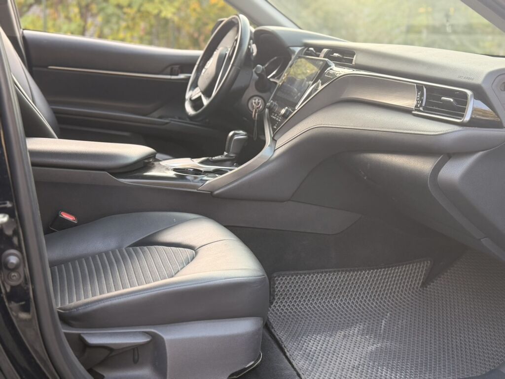 Toyota Camry: 2019 г., 2.5 л, Автомат, Бензин, Седан: фото 5