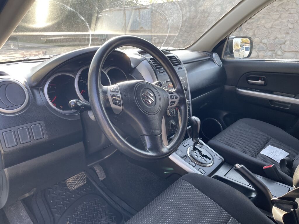 Suzuki Grand Vitara: 2008 г., 2.7 л, Автомат, Бензин, Внедорожник: фото 5
