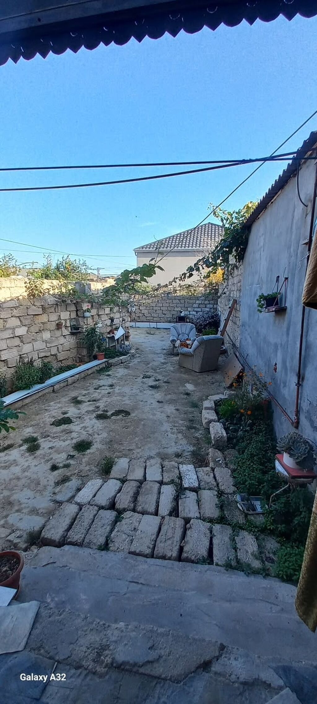 3 otaqlı, 100 kv. m, Orta təmir