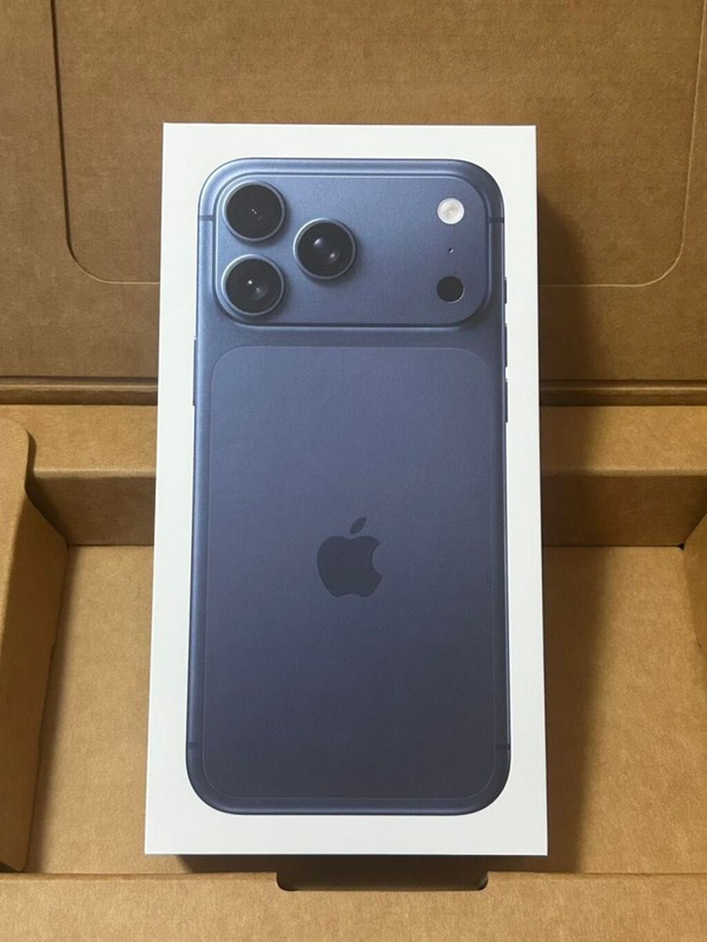 IPhone 16, Б/у, 256 ГБ, Blue Titanium, Коробка, 98 %: фото 3