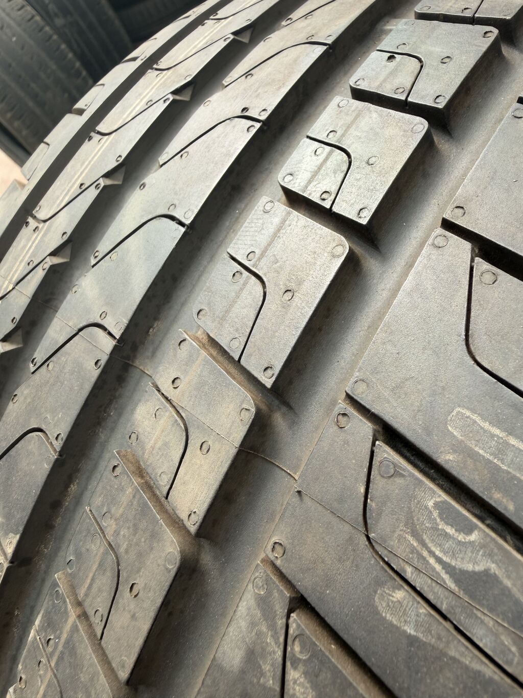 Шины 275 / 45 / R 18, Лето, Б/у, 1 шт, Легковые, Германия, Pirelli: фото 2