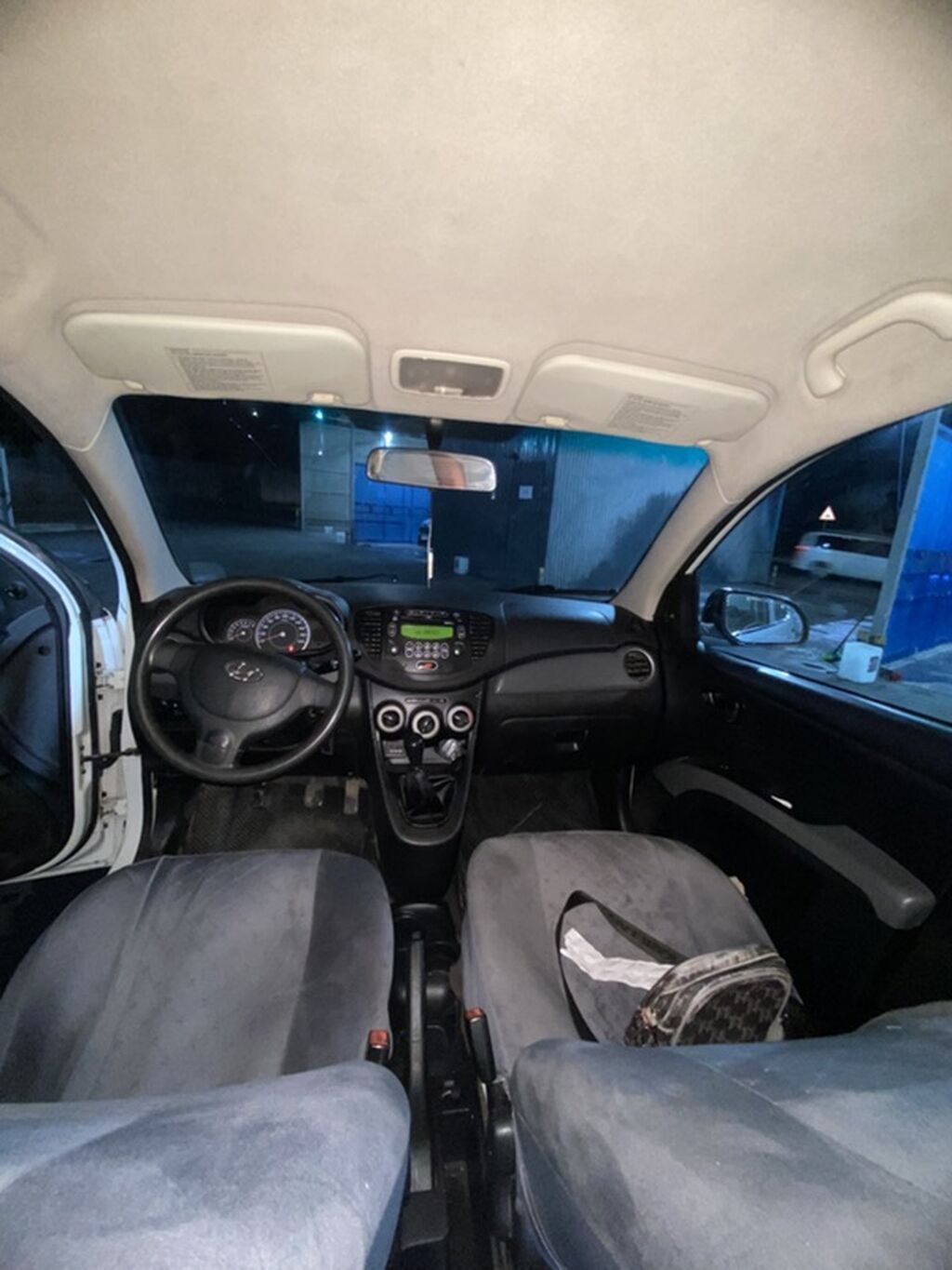 Hyundai i10: 2011 г., 1.1 л, Механика, Бензин, Хэтчбэк: фото 5