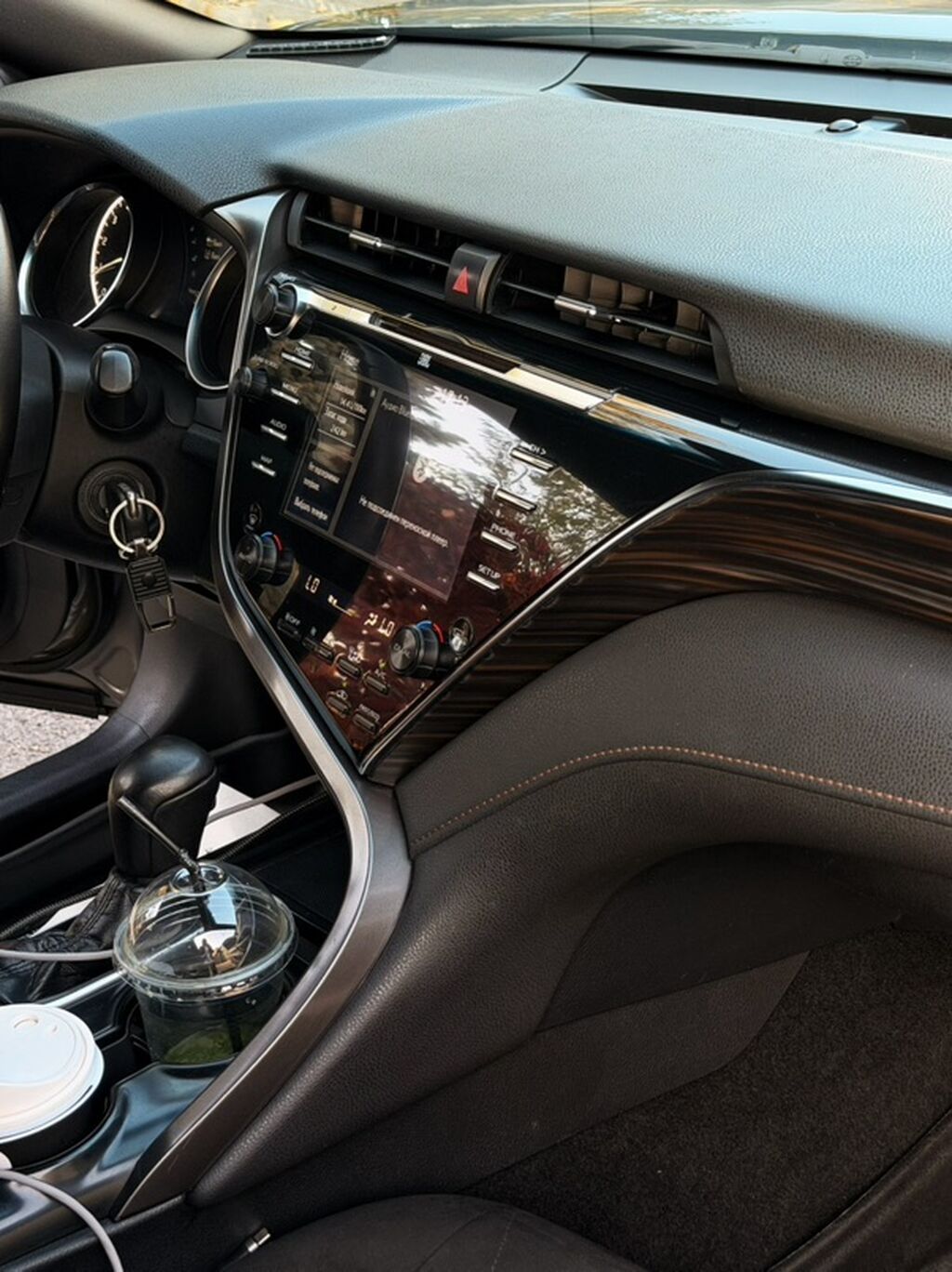 Toyota Camry: 2018 г., 2.5 л, Автомат, Бензин, Седан: фото 5
