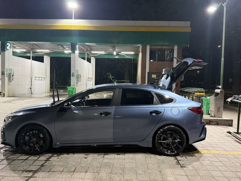 Kia Cerato: 2019 г., 1.6 л, Робот, Бензин, Лифтбек: фото 3