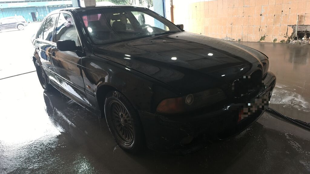 BMW 5 series: 1996 г., 2 л, Механика, Бензин, Седан — фото 3