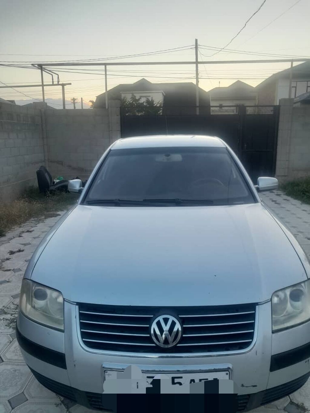 Volkswagen Passat: 2003 г., 2 л, Автомат, Бензин, Седан: фото 2