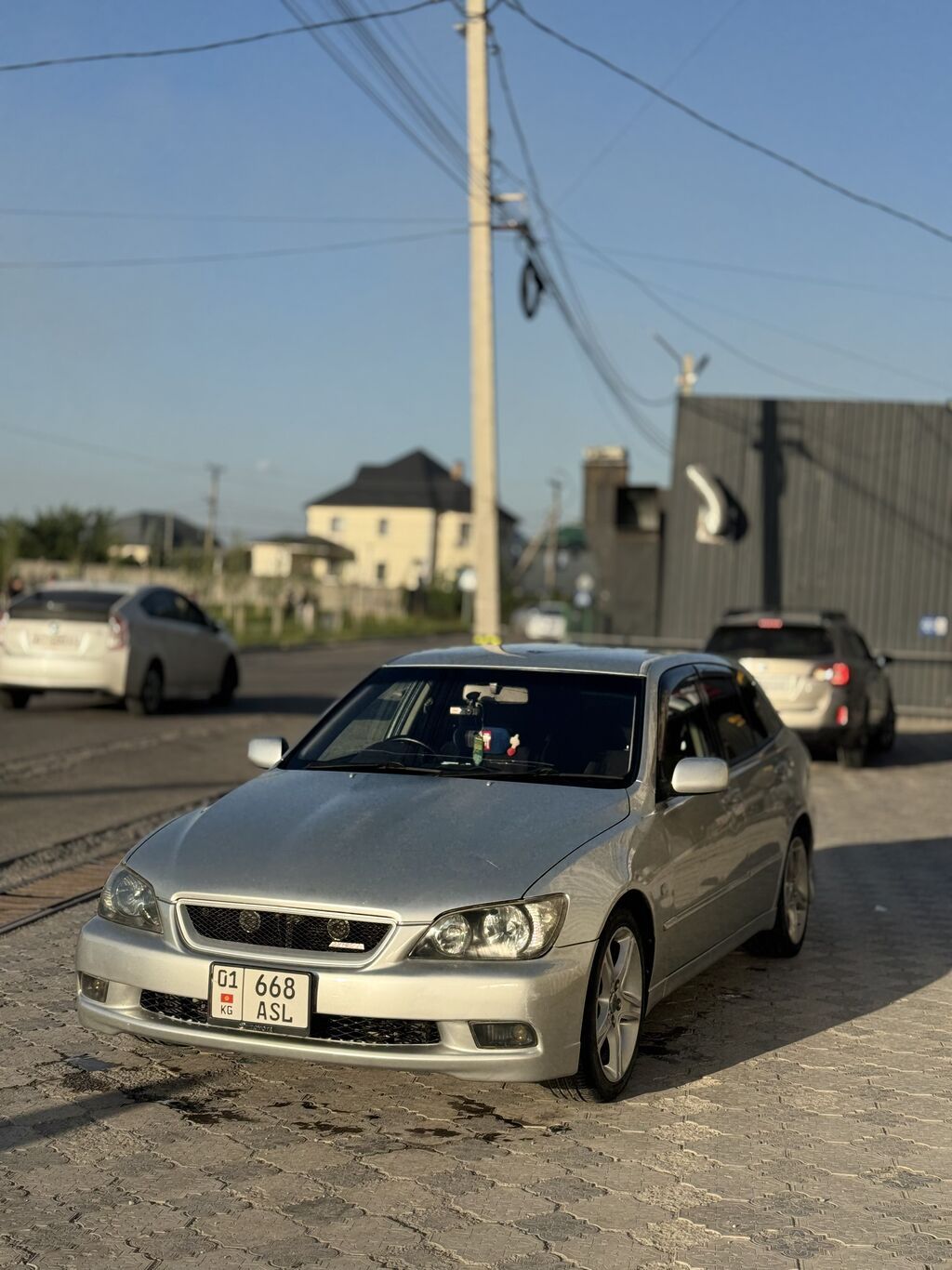 Toyota Altezza: 2004 г., 2 л, Автомат, Бензин, Универсал — фото 4