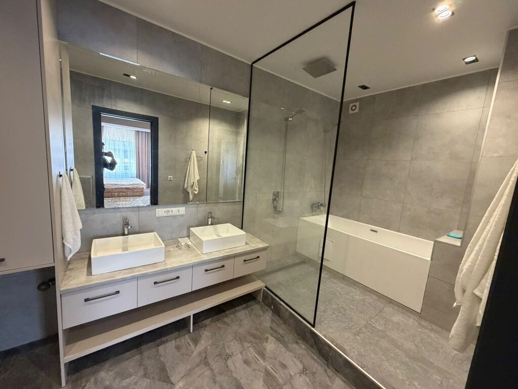 380 м², 6 комнат, Орто-Сай с., Без подселения: фото 6