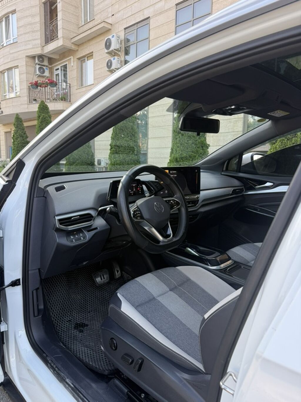 Volkswagen ID.4: 2022 г., Робот, Электромобиль, Кроссовер: фото 8