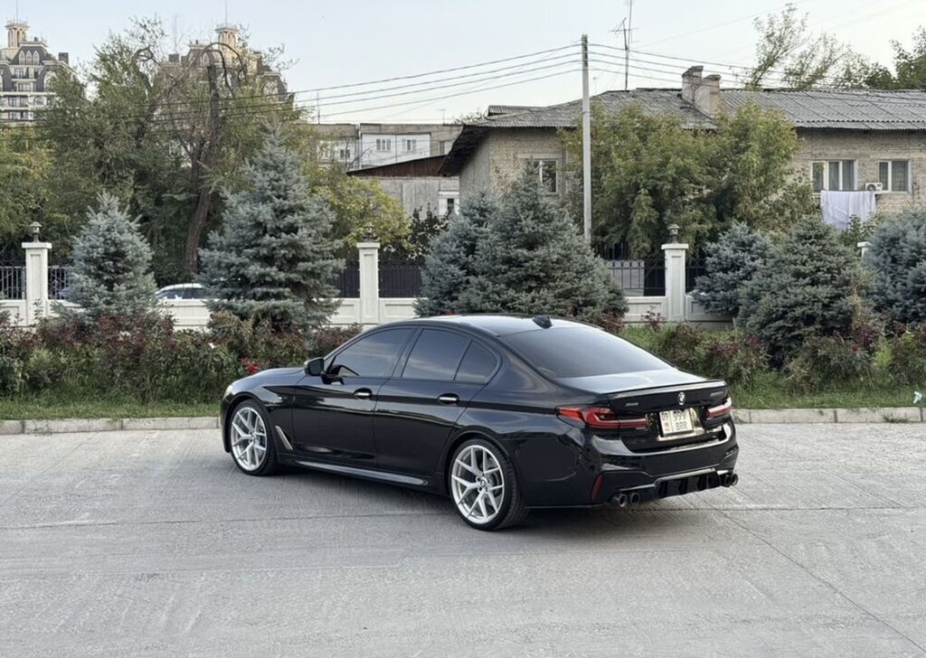 BMW 5 series: 2018 г., 4.4 л, Автомат, Бензин, Седан: фото 3