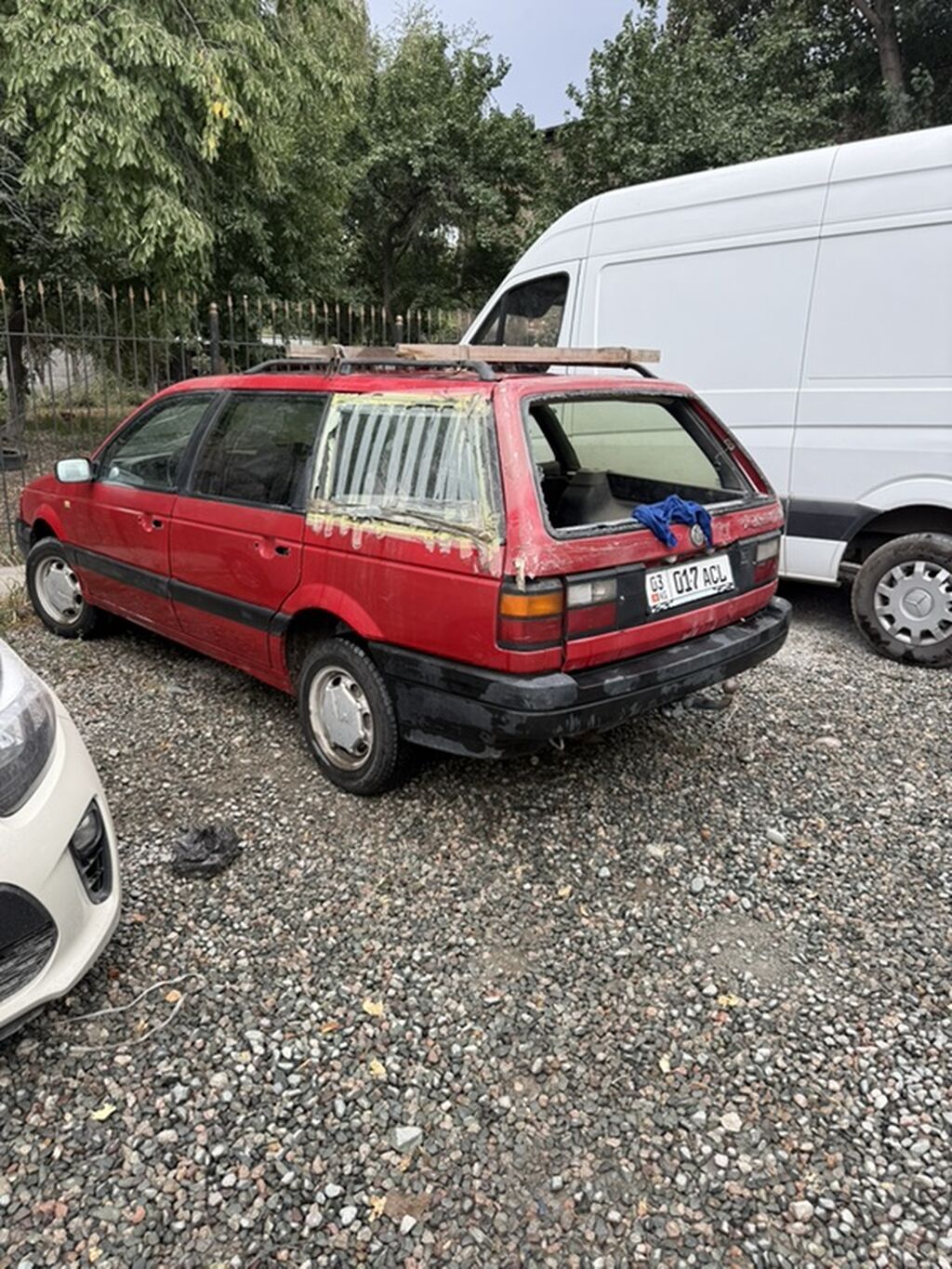 Volkswagen Passat Variant: 1989 г., 1.8 л, Универсал: фото 3
