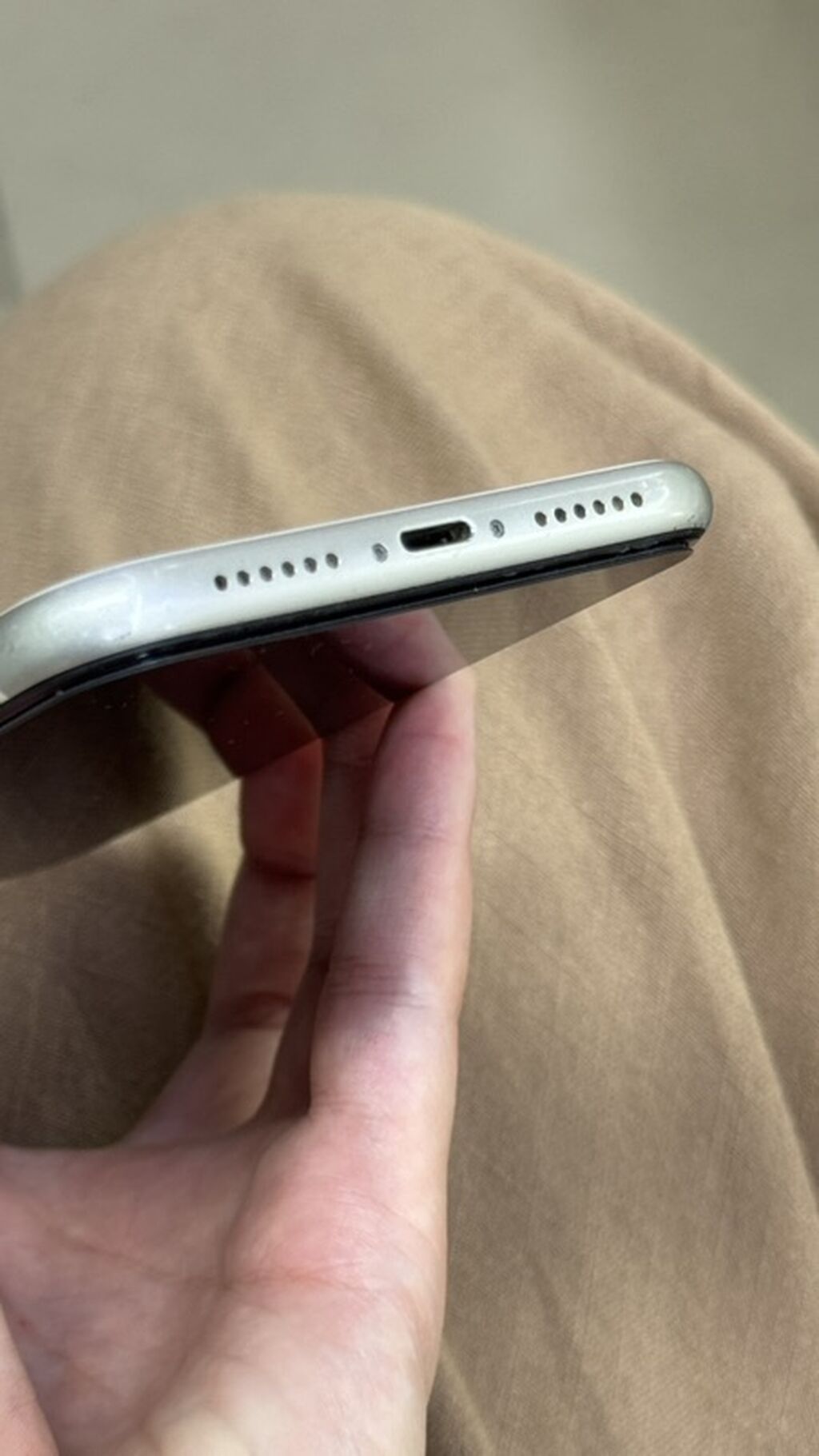 IPhone 11, Б/у, 64 ГБ, Белый, Защитное стекло, Чехол, В рассрочку, 100 %: фото 4