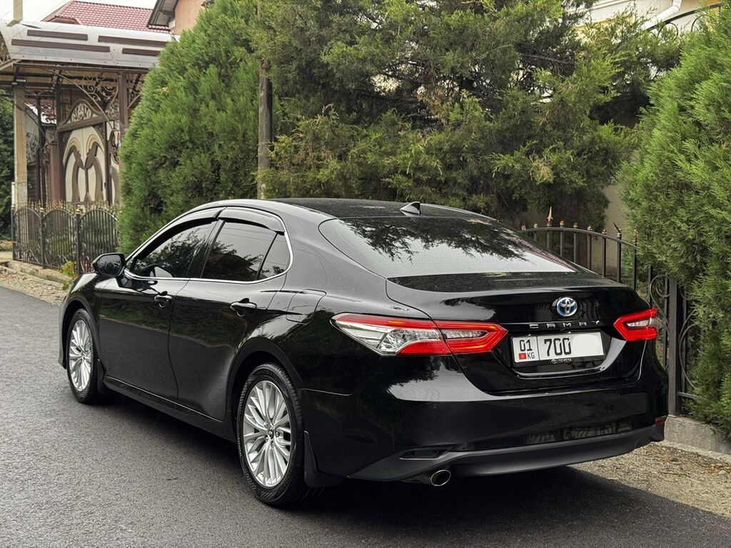 Toyota Camry: 2019 г., 2.5 л, Автомат, Бензин, Седан: фото 3