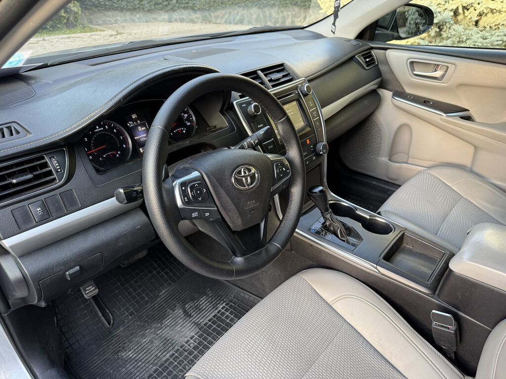 Toyota Camry: 2016 г., 2.5 л, Автомат, Бензин, Седан: фото 6