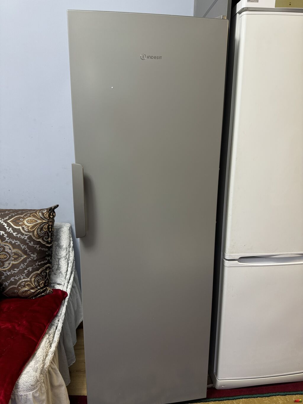 Продам новый морозильник Indesit No Frost: фото 3