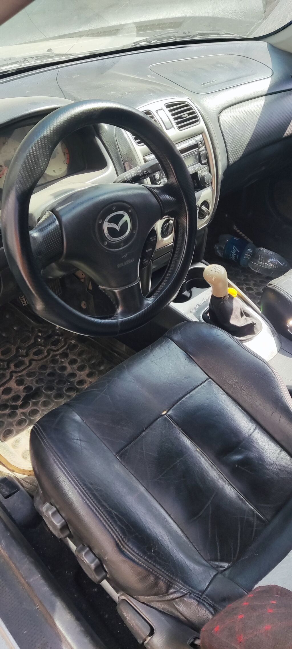 Mazda Familia: 2003 г., 2 л, Механика, Бензин, Универсал: фото 3