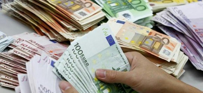 Οικονομικά και νομικά: σε lalafo.gr σε Βούλα