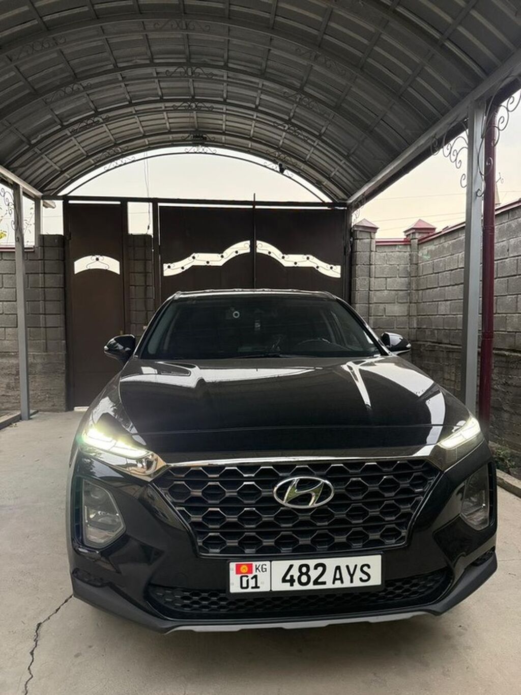 Hyundai Santa Fe: 2020 г., 2 л, Автомат, Дизель, Кроссовер: фото 4